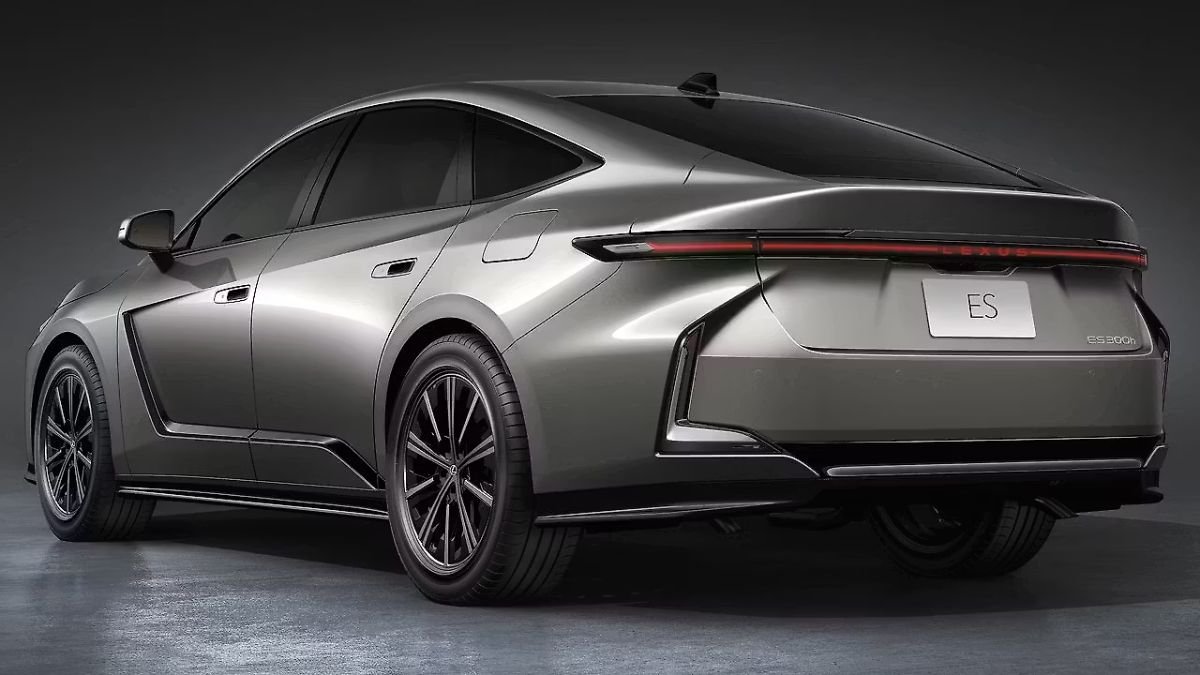 New Lexus ES 2026: Expected Price ₹64 Lakh, Launch Date and Latest Updates